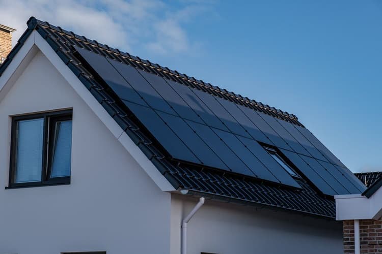 Solceller i Danmark: Sådan udnytter du solens energi bedst